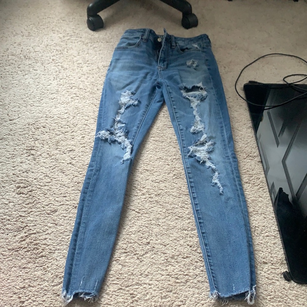 american eagle ripped jeans